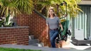 Cordless lawn mower City Mower 18V-32-300: 1x battery pack PBA 18V 4.0Ah W-C, charger