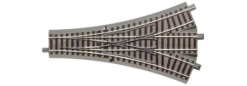 Three-way switch symmetrical for manual operation