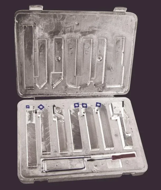 Turning tool set with indexable insert 12 mm
