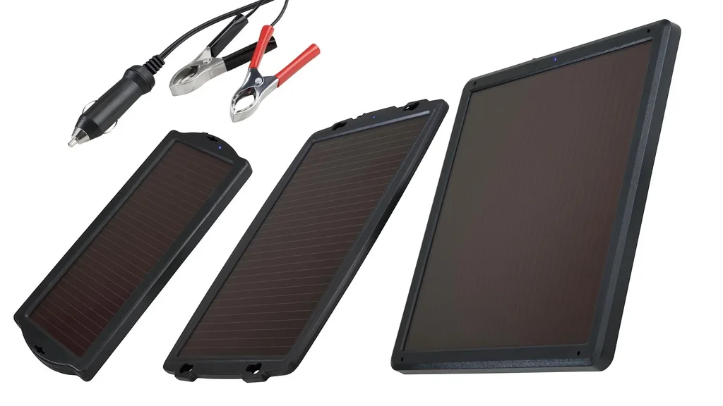 7.5 Watt mobile solar panel for trickle charging