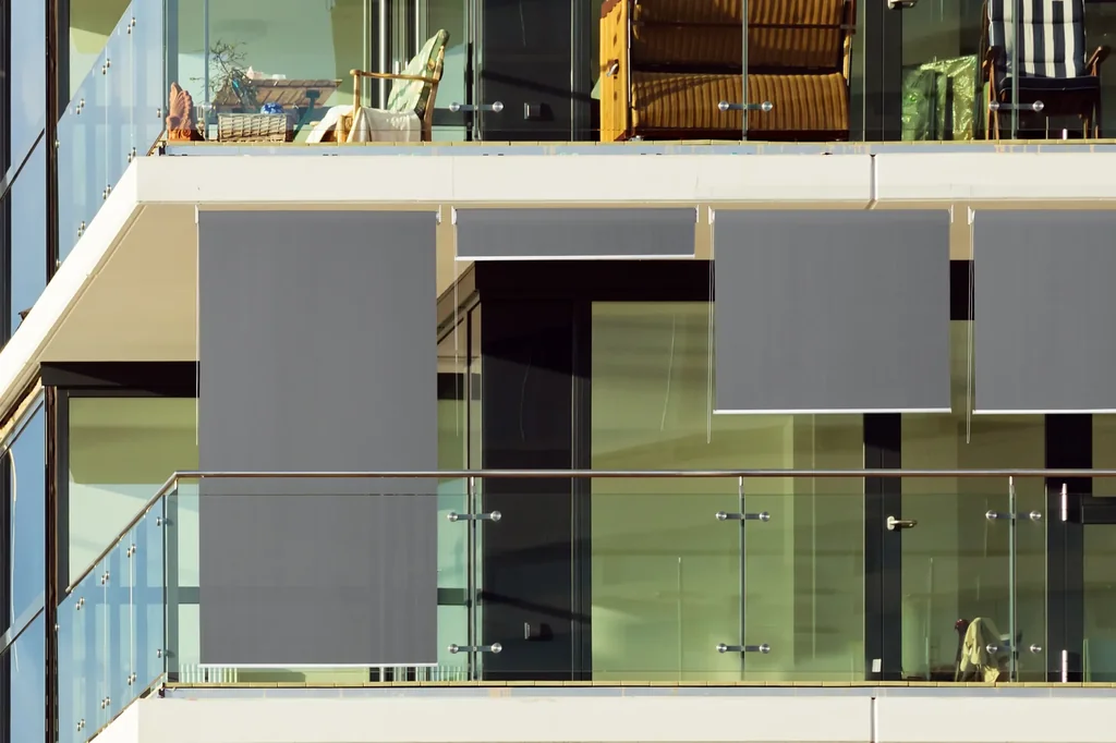 HDPE roller blind 240x240 cm grey