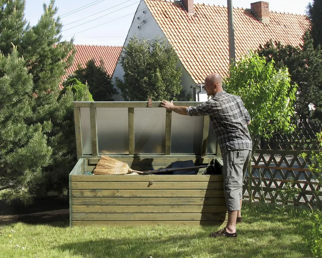 Garden/patio chest, L x W x H 180 x 70 x 70 cm, pressure-treated, wall thickness 19 mm