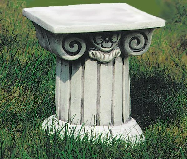 Garden Figures image