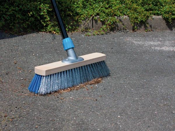 Broom, Scrubber image