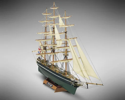 "Cutty Sark kit 1:250 image"