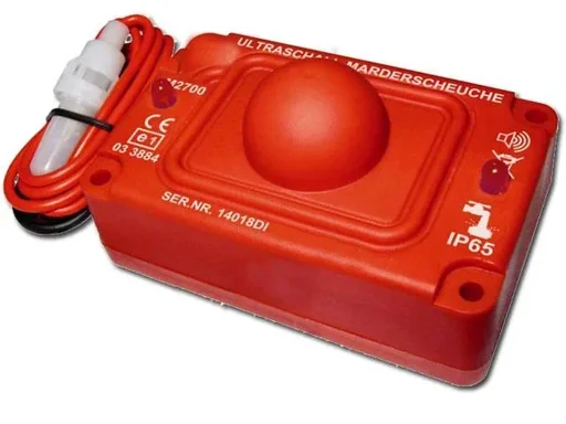 "Sinus ultrasonic marten repellent with 360° angle radius waterproof image"