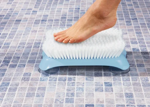 "Bath brush, wall brush with suction cups, light blue image"