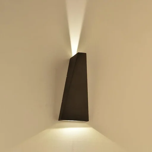 "VT-826 LED wall light - for indoor and outdoor use - 6W - 3000K - 660 lumens - Black image"