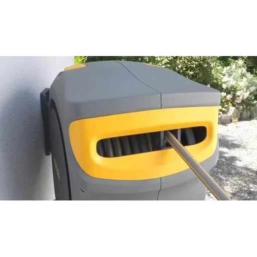 "Automatic hose reel winding system with 25 meters of hose and free Wolf cutting shears image"