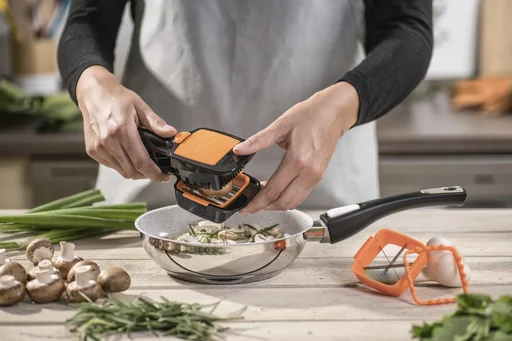 "5-in-1 vegetable cutter “Nicer Dicer Quick”, handheld, black/orange, 5-piece image"