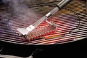 BBQ grill brush, bristle-free