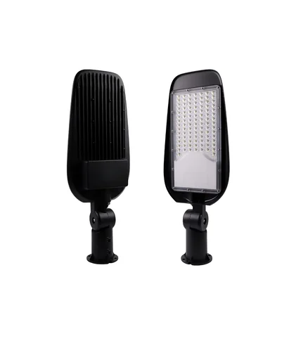 "LED street light 100 W offers 11700 lm, 5000 K (neutral white) & IP65 protection image"