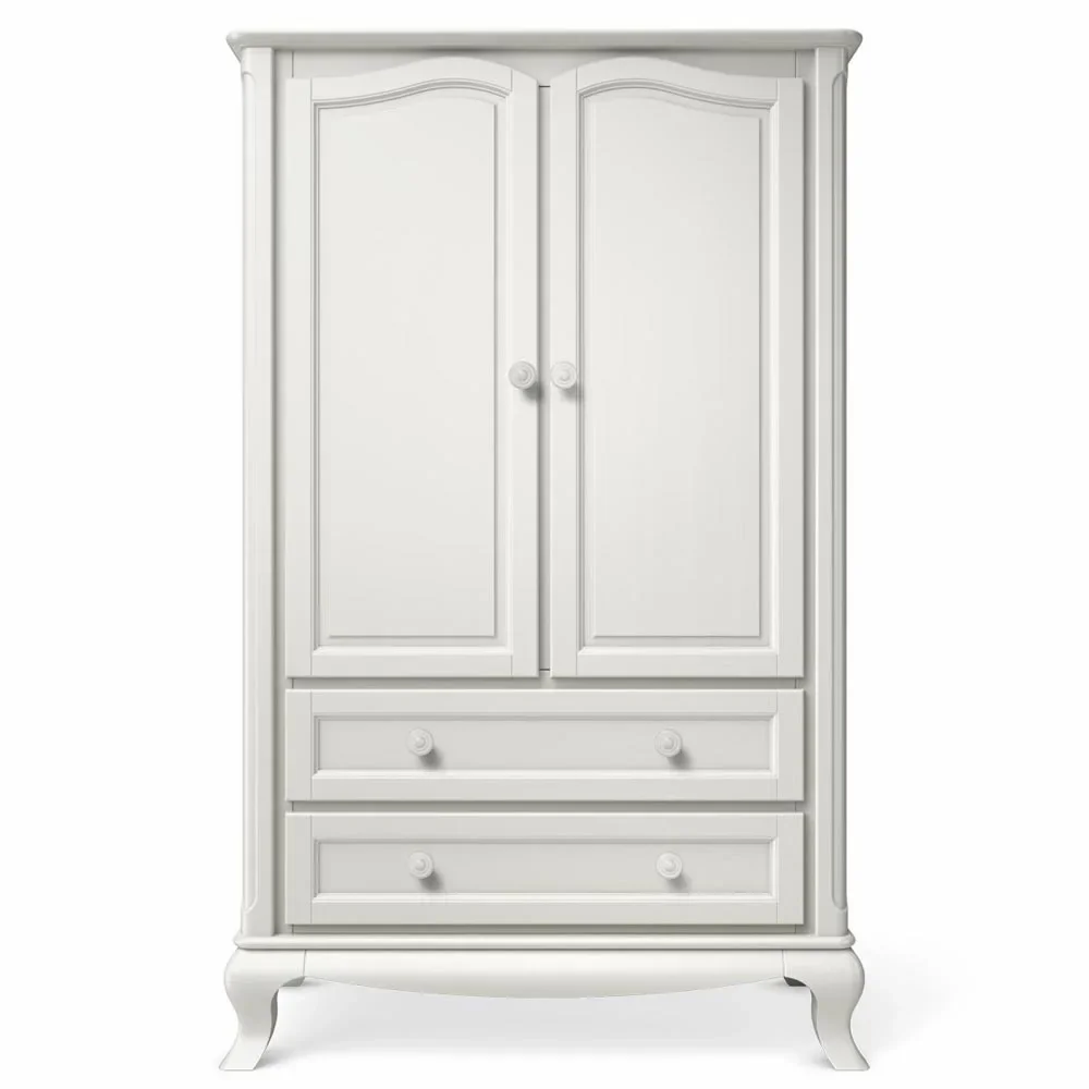 Romina Cleopatra wardrobe