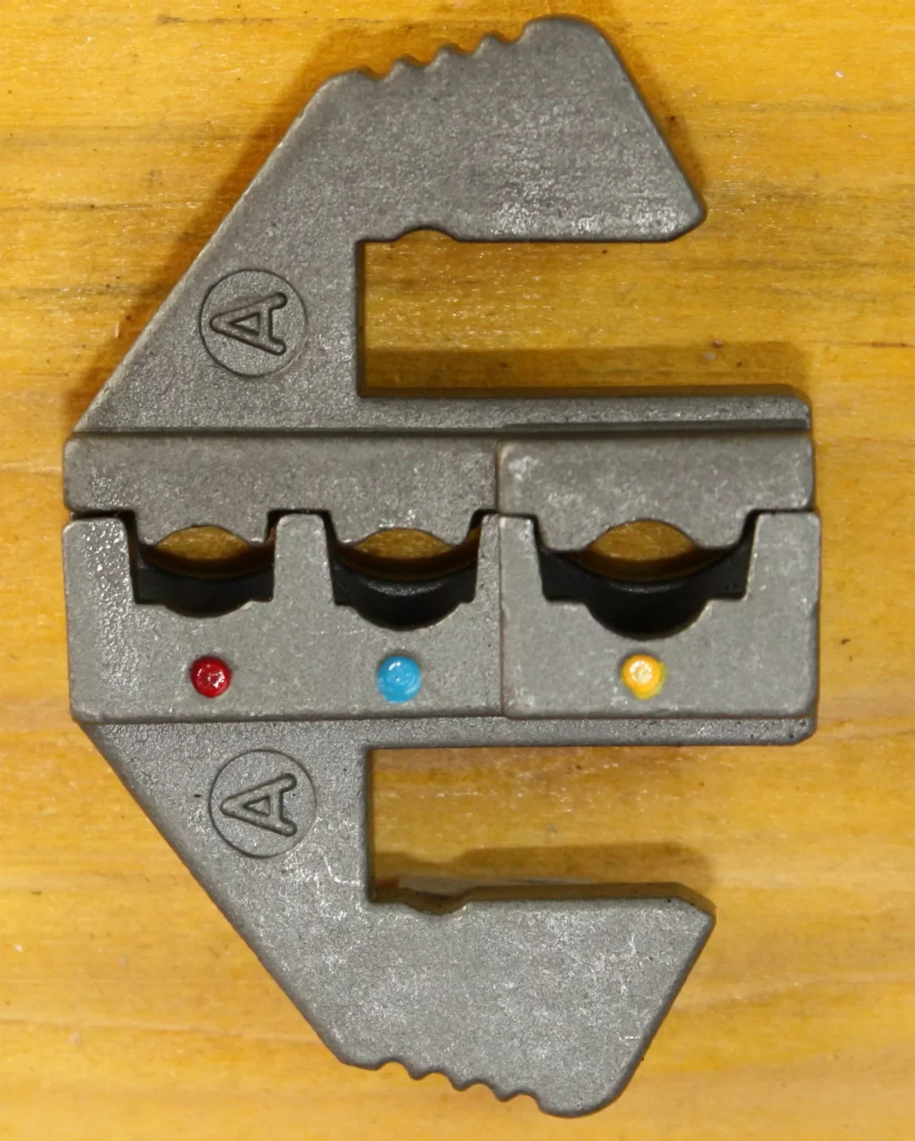 "Crimp Tool Die for Insulated Terminals, AWG 22-10, ACP-A Profile image"