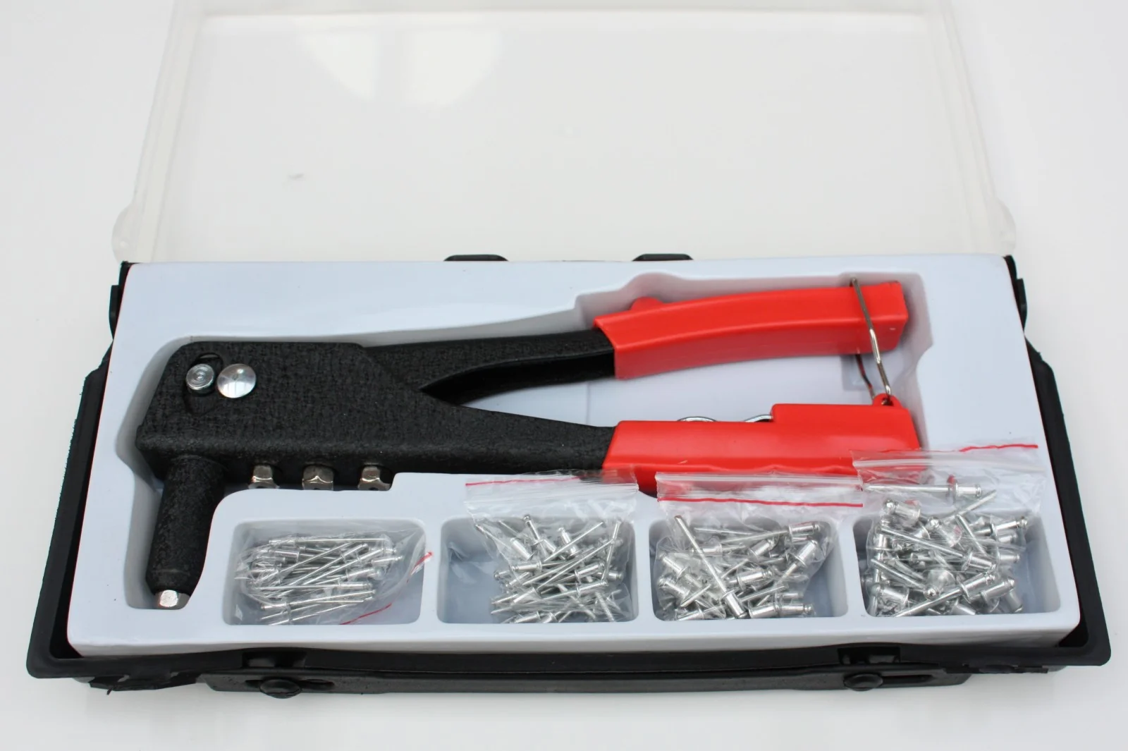 Pop Rivet Gun with 60 Pop Rivets - Hand Riveter & Rivet Tool