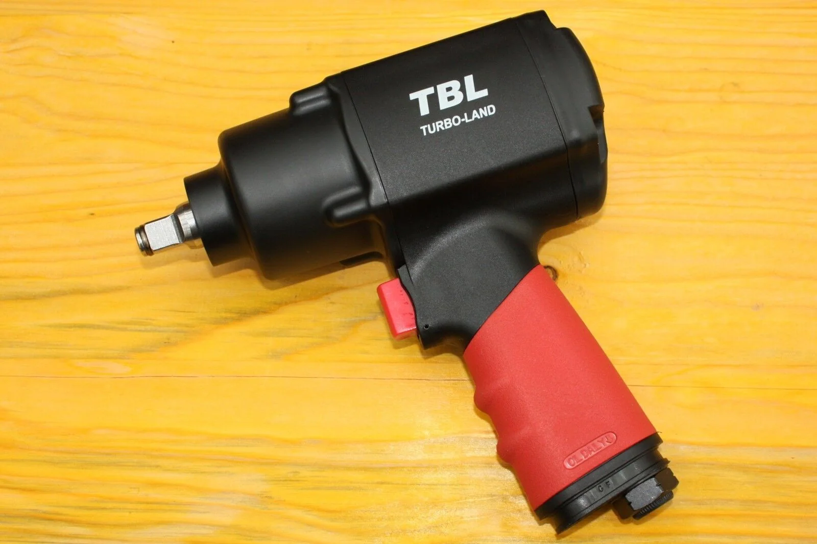 "Air Impact Wrench, 1/2 Inch Drive, 1356 Nm High Torque image"
