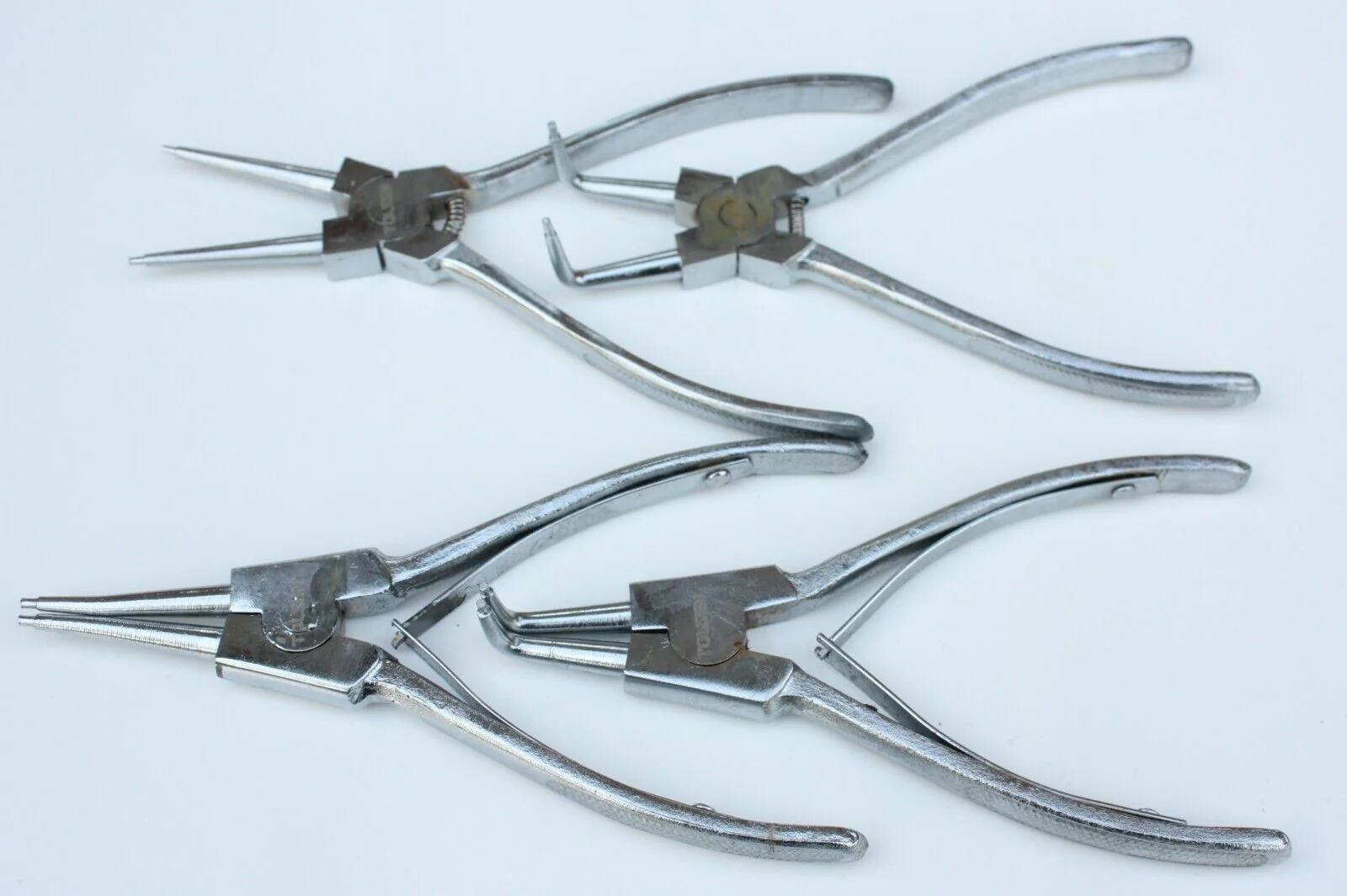 Snap Ring Pliers Set, 4-Piece Retaining Ring Pliers with Case
