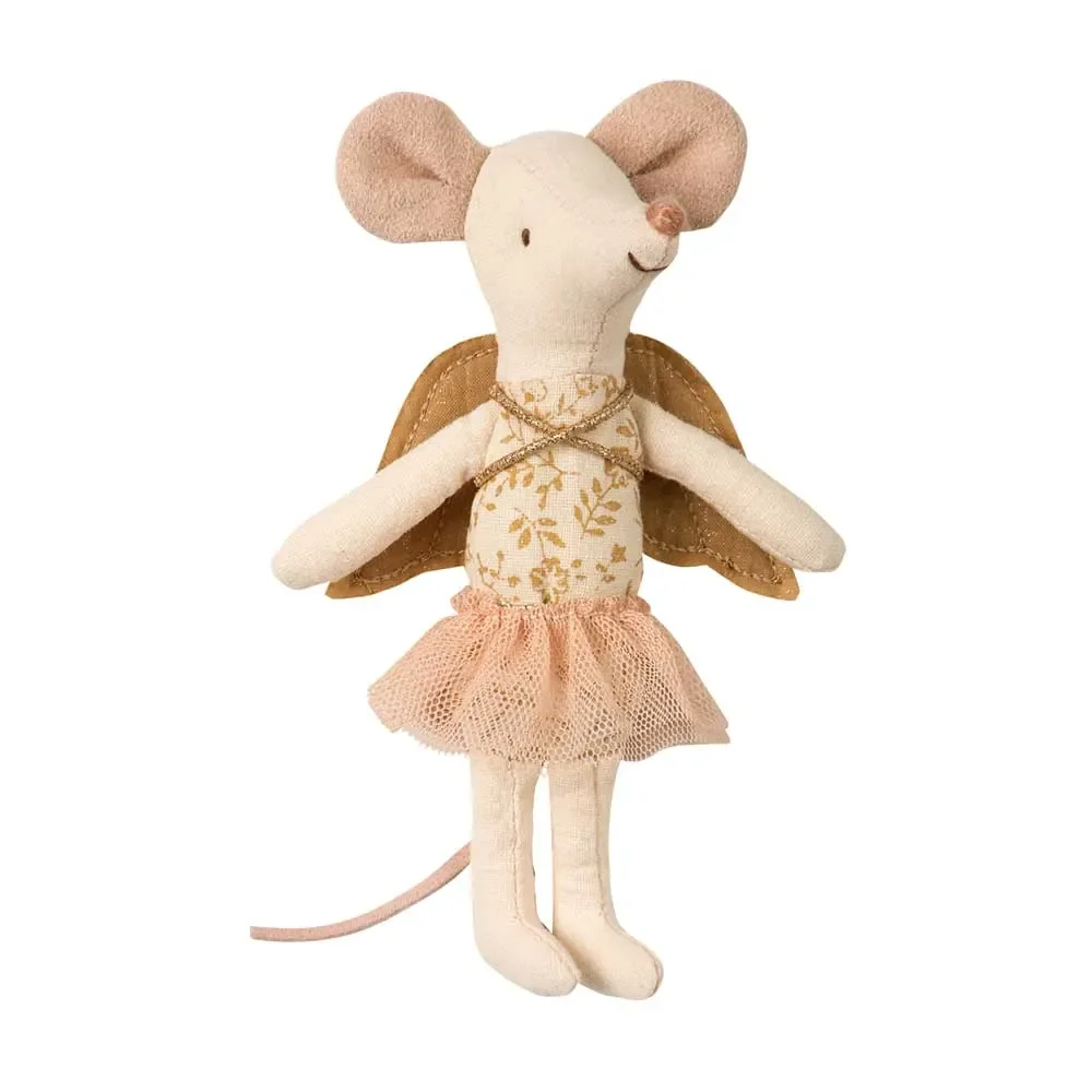 Maileg Guardian angel Mouse with a chicken