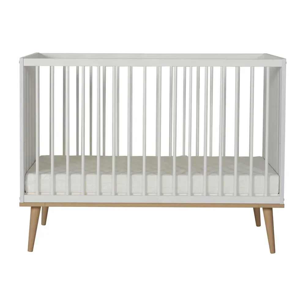 "Quax Flow baby bed white 60 x 120 image"