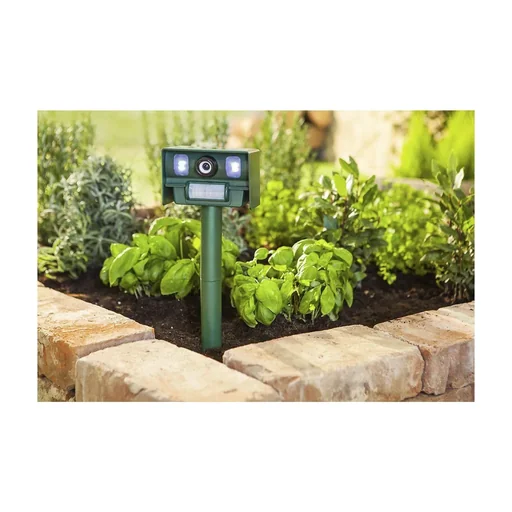 "Solar animal repeller "FLASH" image"
