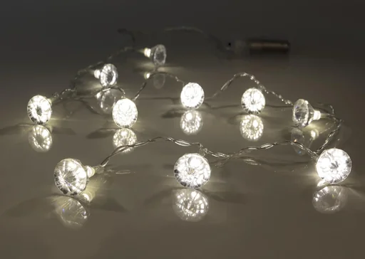 "1 m string of lights with shining diamonds image"