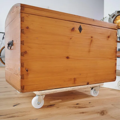 "Transport aid MM 1172, 59 x 49 x 11 cm, hard castors Ø 75 mm, roller bearings, OSB board, CO2-neutral, load capacity 250 kg image"
