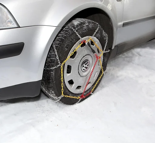 "Snow chains KN 60 1 pair image"