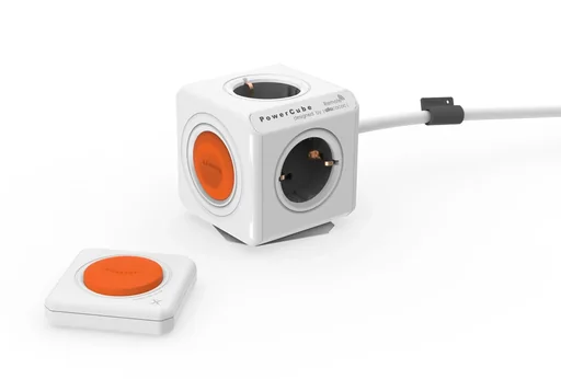 "PowerCube Extended Remote with 4 sockets and remote control image"